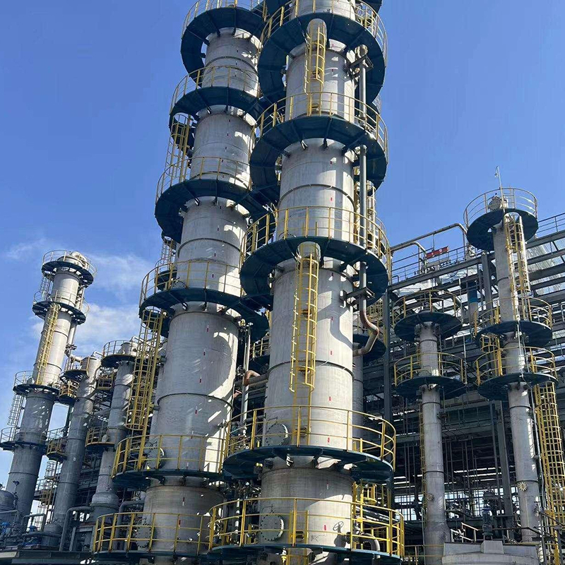 Analysis of the adaptability of asme pressure vessels to extreme environmental conditions